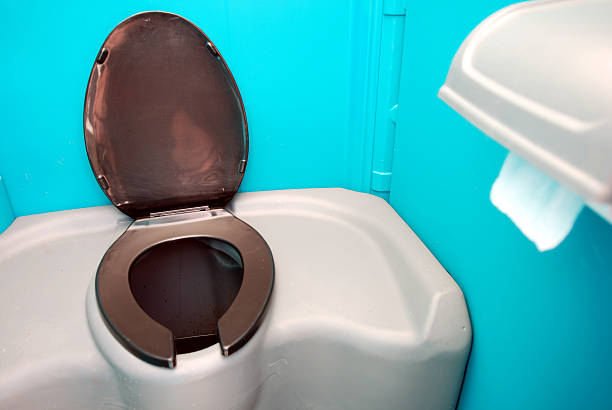 Portable Toilet Options We Offer in De Soto, IL